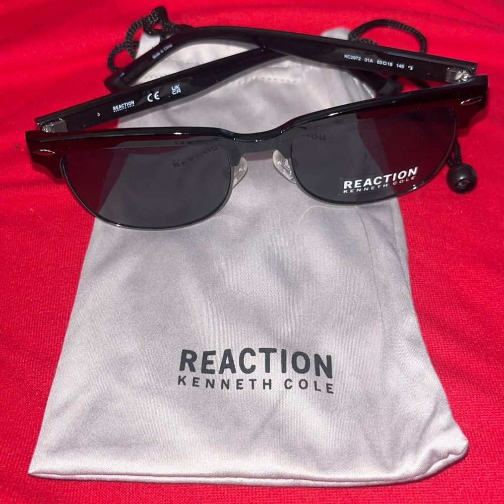 Kenneth Cole Reaction Black Eyewear